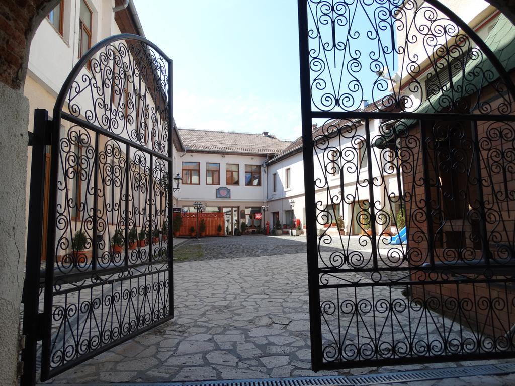 Vicenza Square Hotel Sibiu Exterior photo